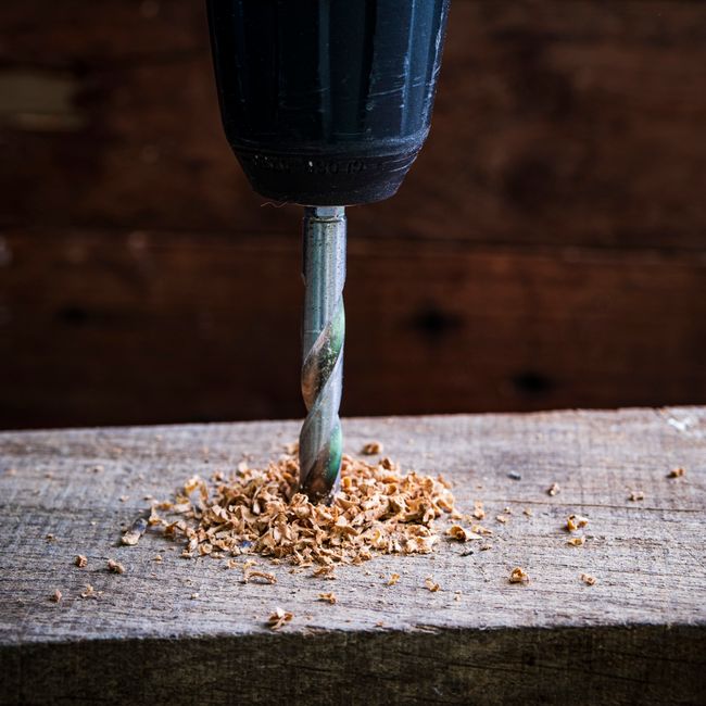 Building tools and fixings